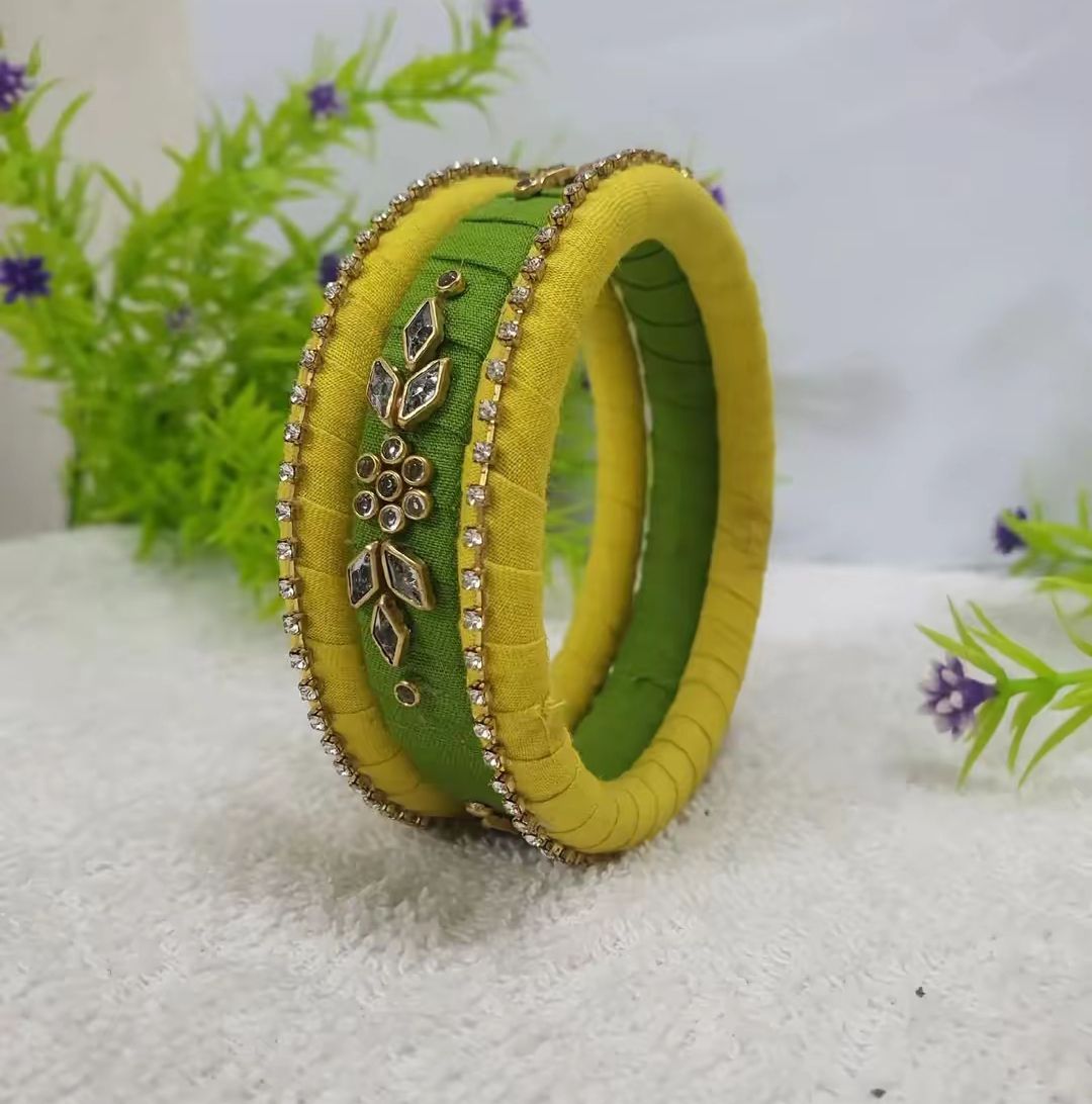 সবুজ এবং জলপাই কালারের কম্বিনেশনে হ্যান্ডমেট চুরি সেট 2