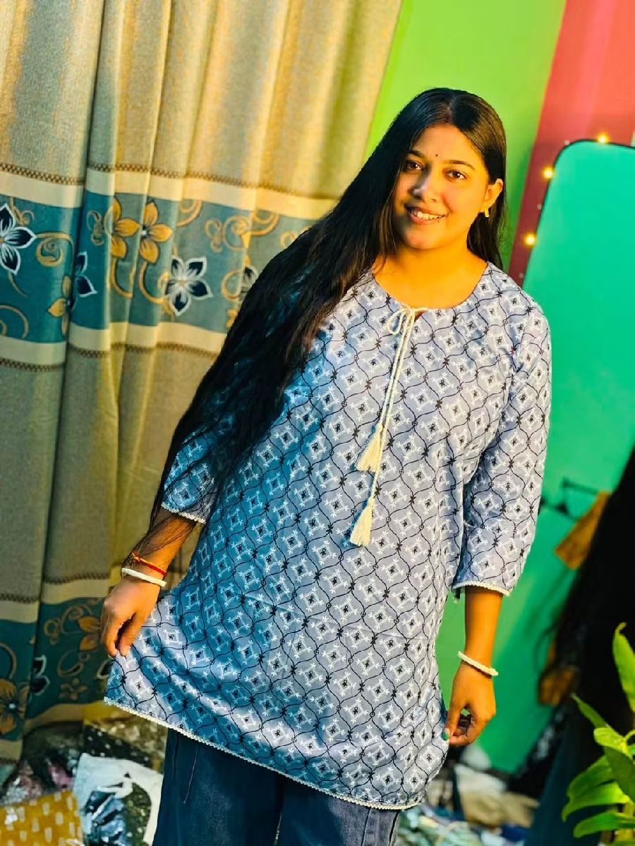 পিছনে ফিতার কুর্তি 3