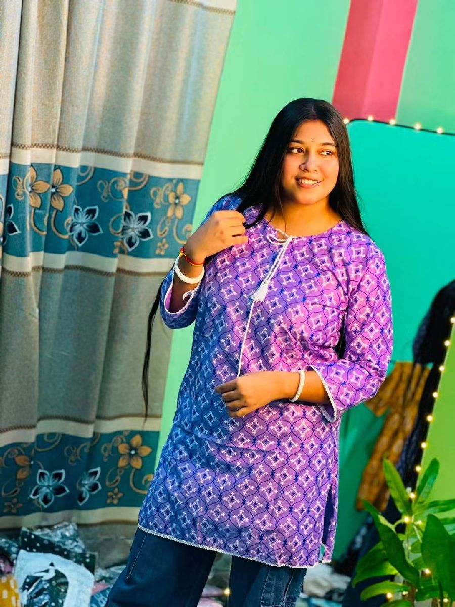 পিছনের ফিতা কুর্তি 3