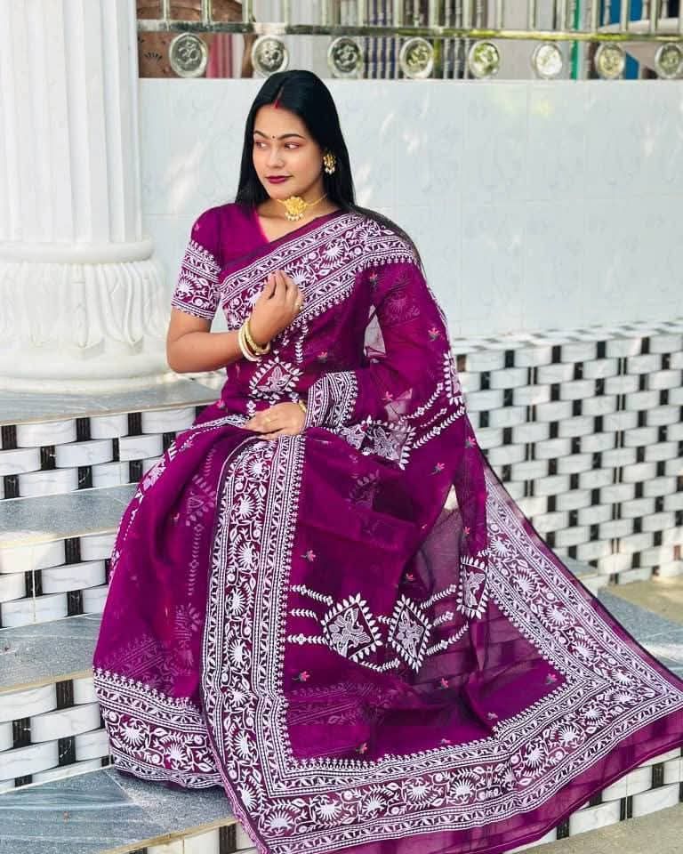 হাফ সিল্ক নকশিপাড় শাড়ি (ব্লাউজ পিসসহ)