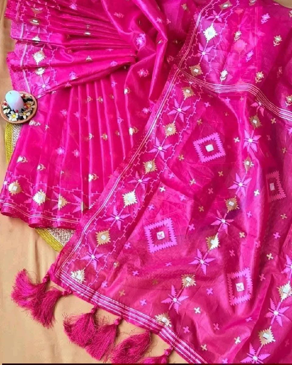 হাফ সিল্ক স্কিন প্রিন্ট শাড়ি