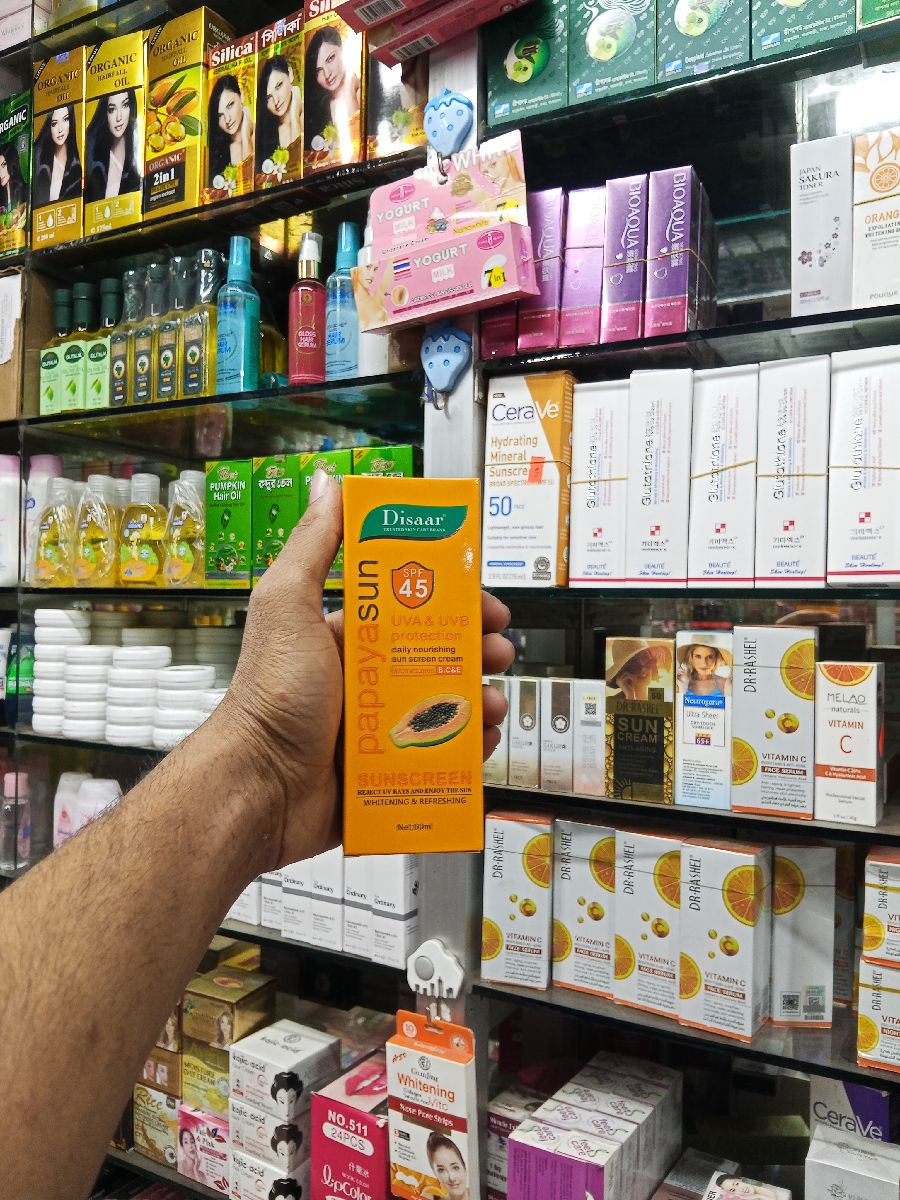 Disaar Papaya Sun Sunscreen SPF 45 দেখা যাচ্ছে। 🍊☀️ 2