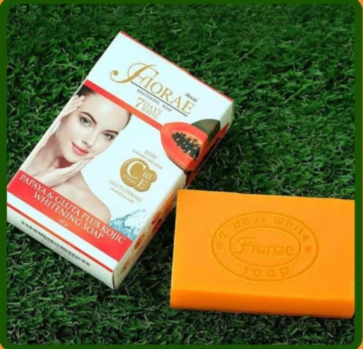 Fiorae Whitening Soap (Papaya Extract)