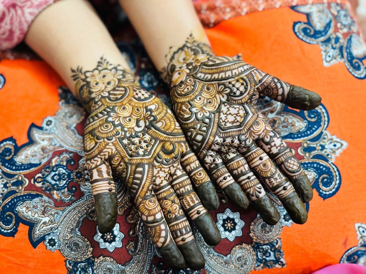 Fresh organic henna