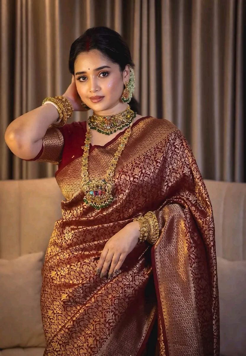 বেনারশি কাতান শাড়ি