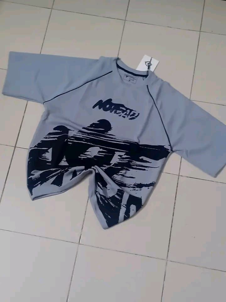টি শার্ট M L XL 3