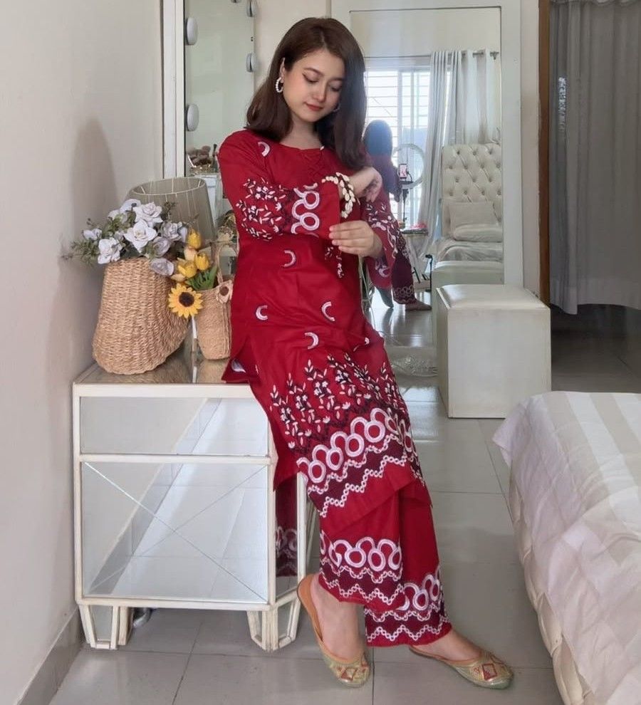 মেয়েদের পোশাক 2