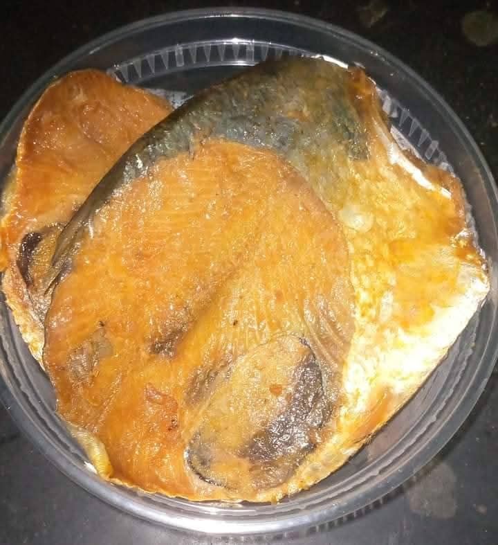 নোনা ইলিশ – ফালি কাটা