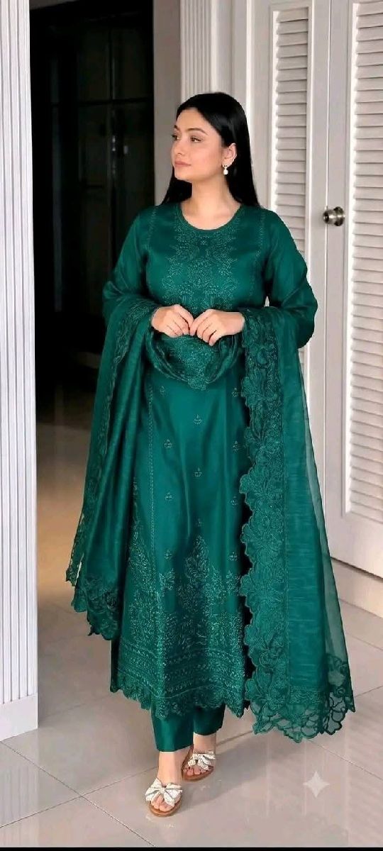 Embroidery Three piece 3
