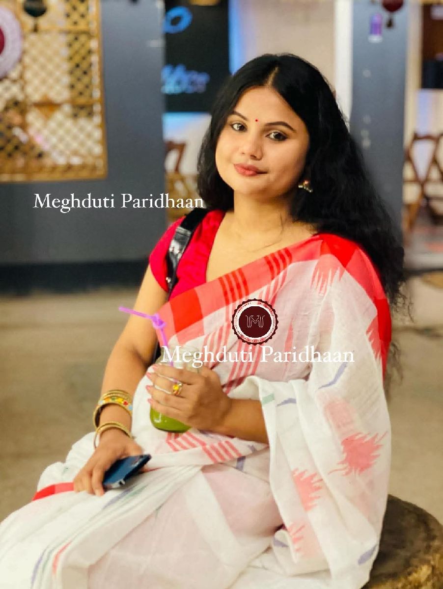 Monipuri Sharee White Red Multi
