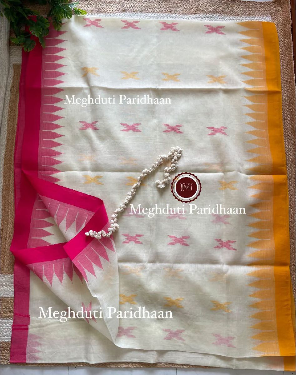 Monipuri Sharee Off White Gonga Jamuna Sheuli