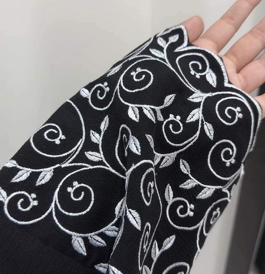 Exclusive Embroidery Dubai Cherry Tatal Borka 2