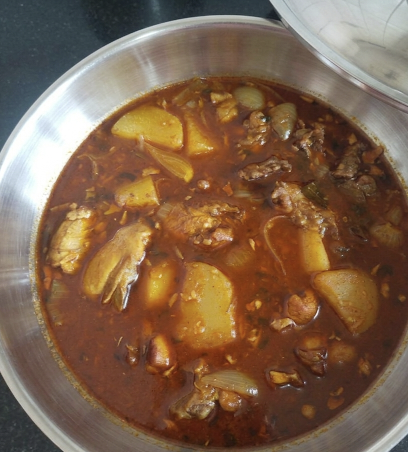 Monthly meal service. 2