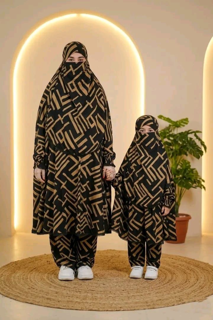 মা - মেয়ে কম্বো 3