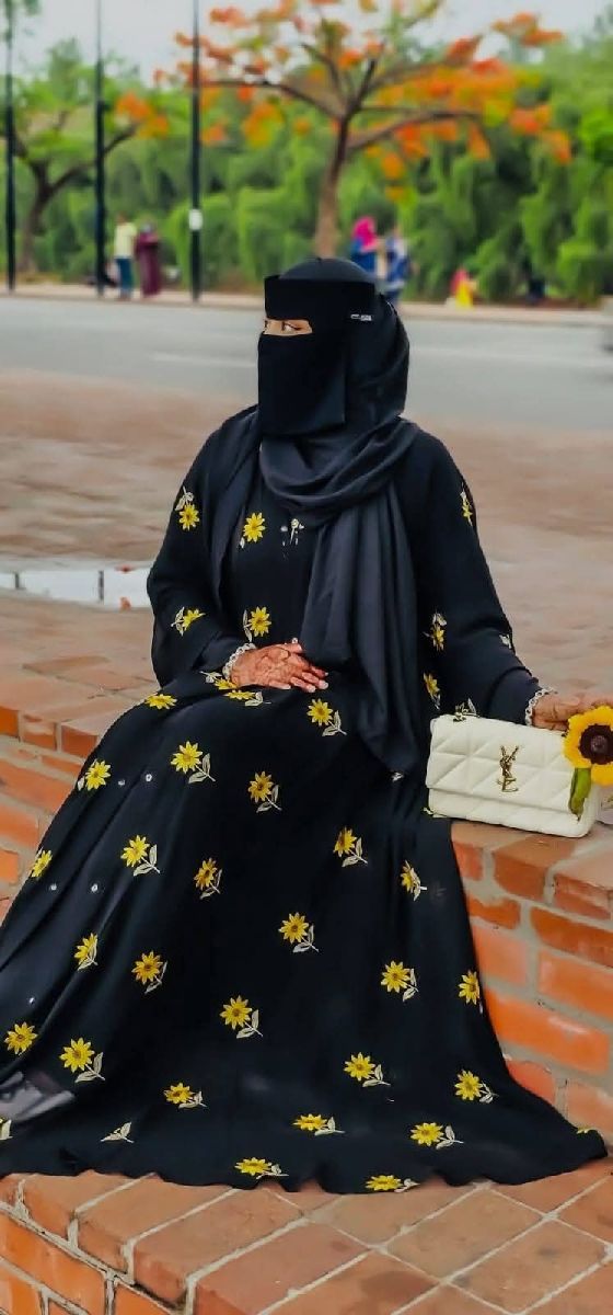 Sunflower Embroidery Dubai Cherry Abaya Full Set (Koti + Inner + Hijab) 2