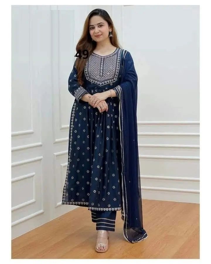 রেডিমেড নায়রা থ্রি পিস 3