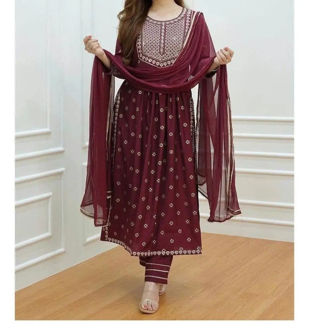 রেডিমেড নায়রা থ্রি পিস