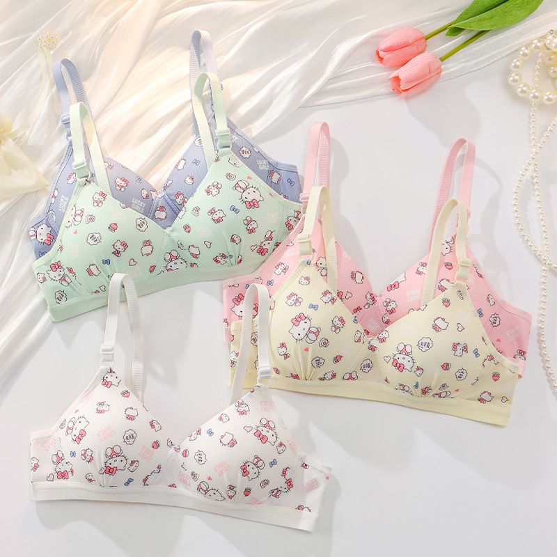 Teenage Kitti Bra