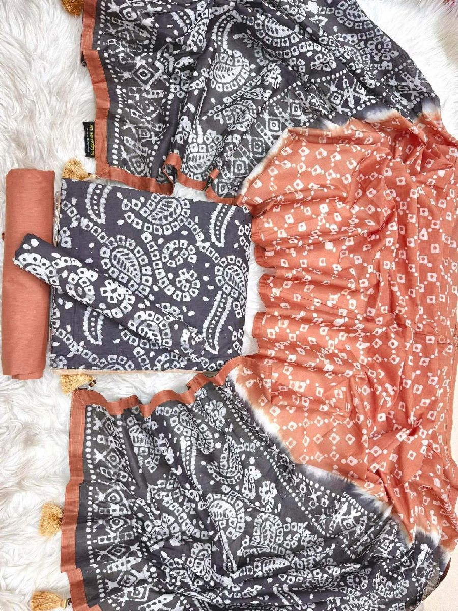 Exclusive Vegetable Wax Batik Cotton Three Piece Collection (ভেজিটেবিল মোম বাটিক থ্রি-পিস) 2