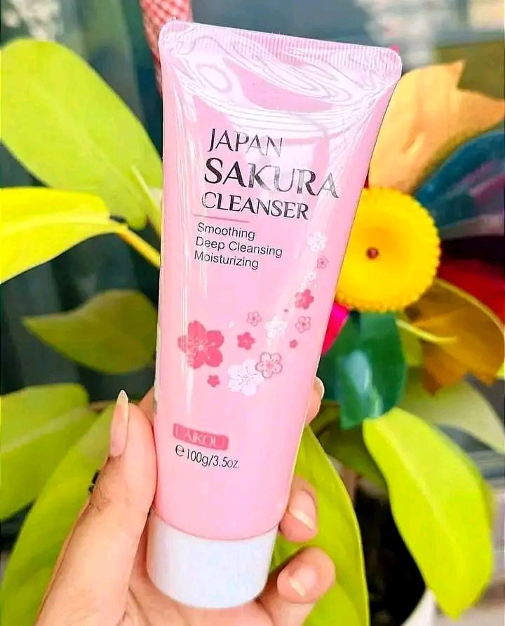 sakura facewash