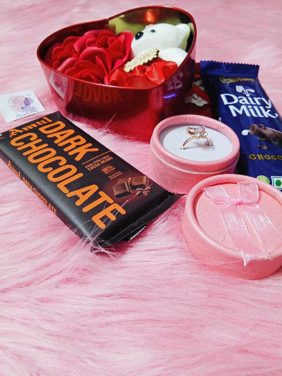 ​Heart Metal Box with Chocolate & Ring Gift Combo Package (রোমান্টিক চকোলেট ও হার্ট বক্স গিফট কম্বো) 3