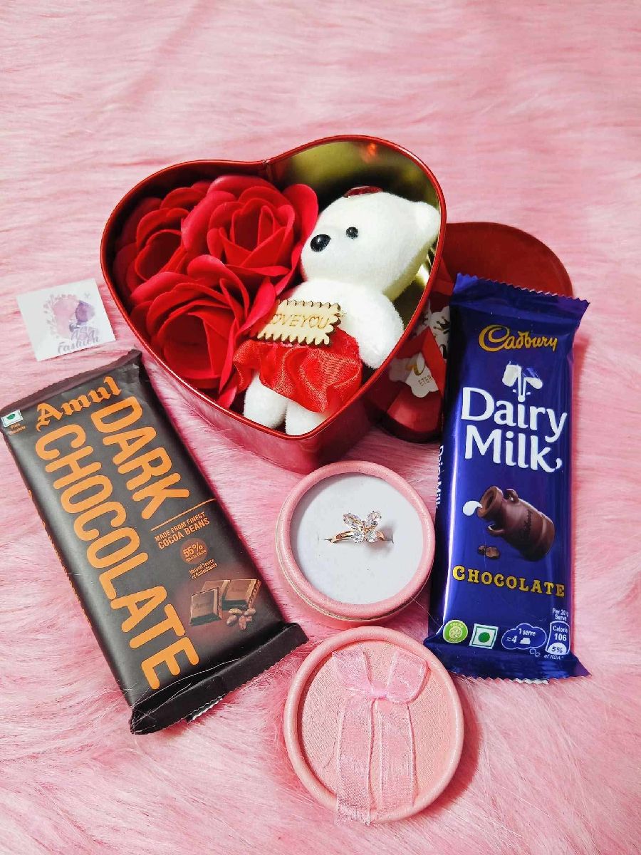 ​Heart Metal Box with Chocolate & Ring Gift Combo Package (রোমান্টিক চকোলেট ও হার্ট বক্স গিফট কম্বো)