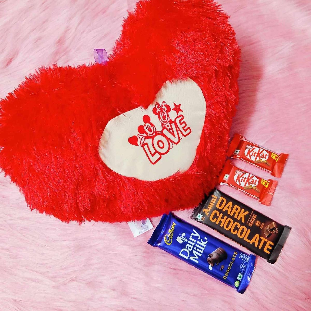 Romantic Chocolate Trio & Heart Box Gift Combo Package (রোমান্টিক চকোলেট ট্রীয়ো ও লাভ মেটাল বক্স গিফট কম্বো) 2