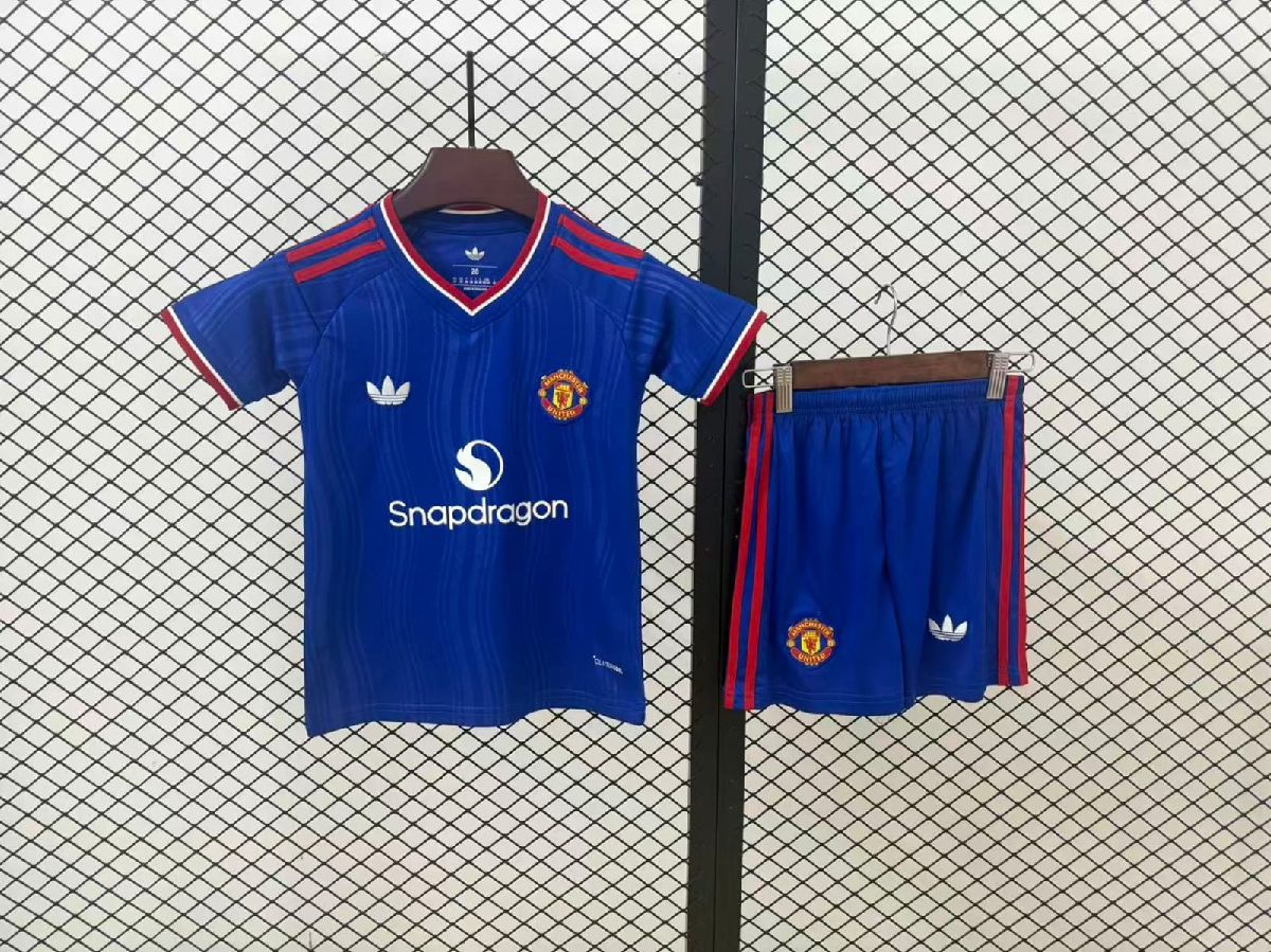 Manchester United Away Imported Kids set