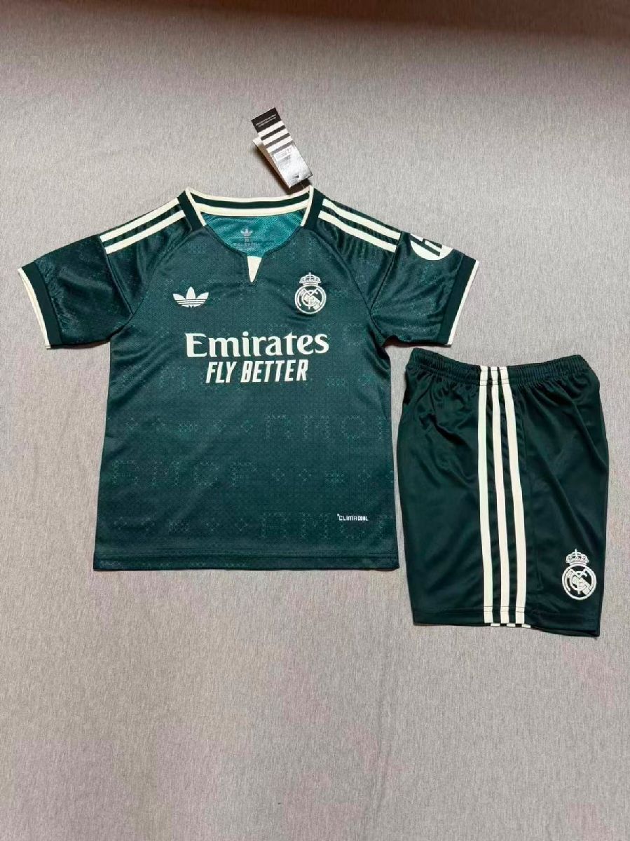 Real Madrid Away kids Set