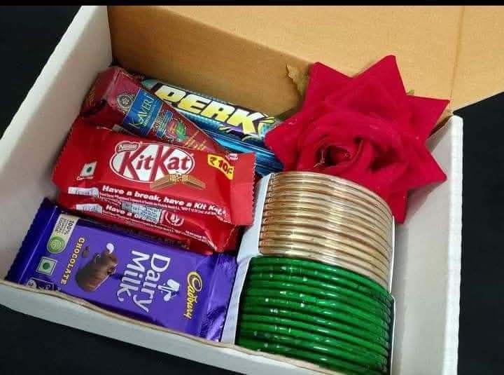 chocolate and bangle combo