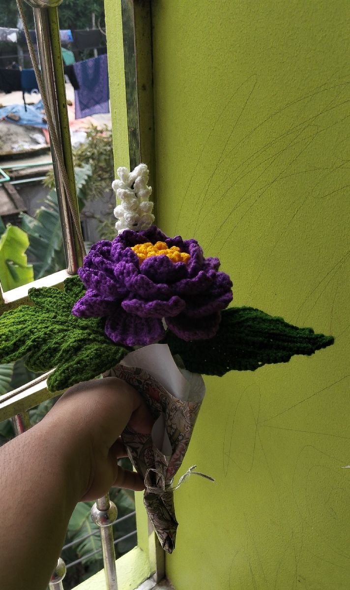 crochet peony flower bouquet