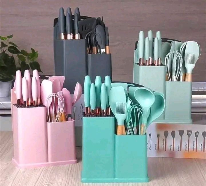 Kitchenware Set!